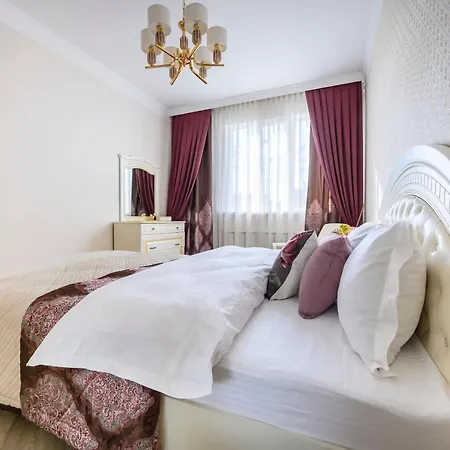 Как Дома - Квартира На 6 Человек Almaty Exterior photo
