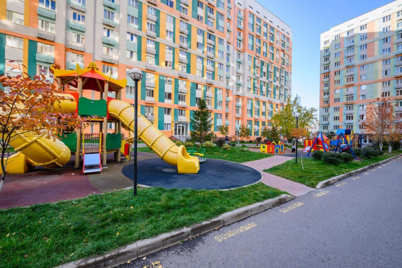 дома - на 6 человек Apartment Almaty